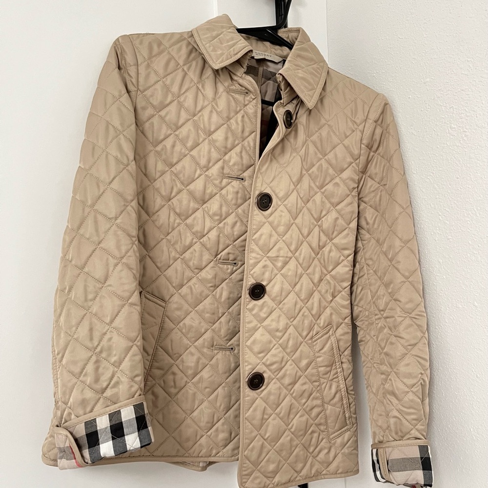 [SOLD] Burberry Quilted Tan Jacket